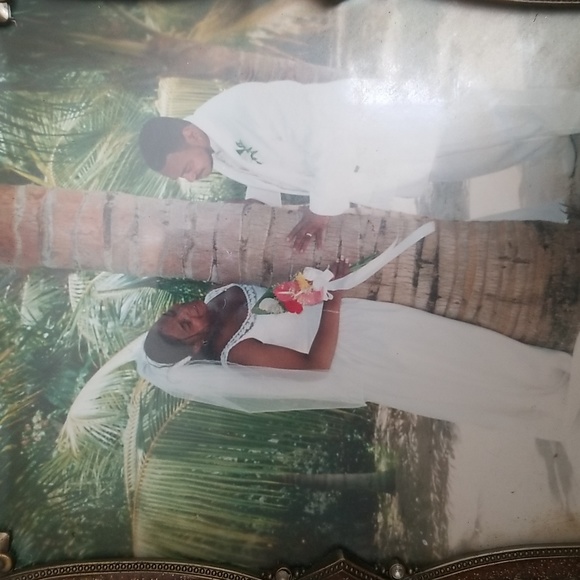 Julia's Treasures Closet Dedication To MOM - Picture 5 of 12